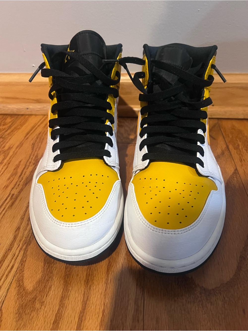 Air Jordan 1 Mid University Gold & White Sz.12 NO BOX